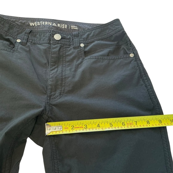 Western Rise AT Pant Men’s 28x30 Slim Black Travel Outdoors Stretch Performance - Picture 13 of 15